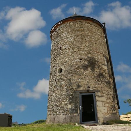 누와예-쉬르-셰르 Le Moulin De La Motte Baudoin 빌라 외부 사진